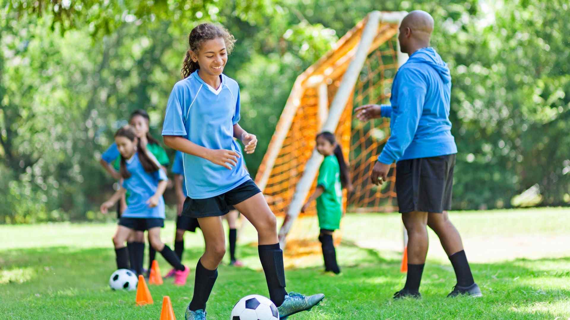 The Right Way to Warm Up in Youth Soccer MOJO Sports